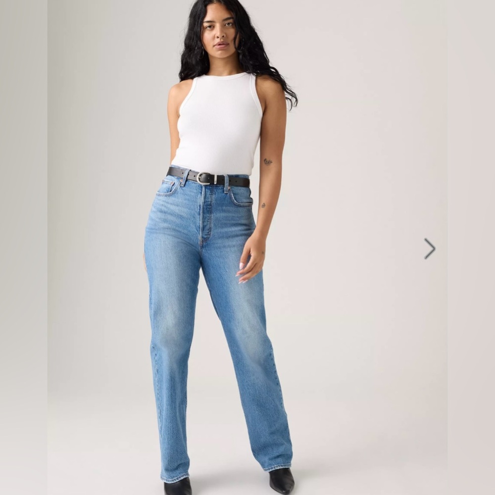 Levi's Light Blue Ribcage Straight women’s Jeans Size 25
